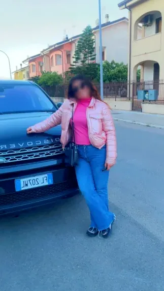 Bianca, 36