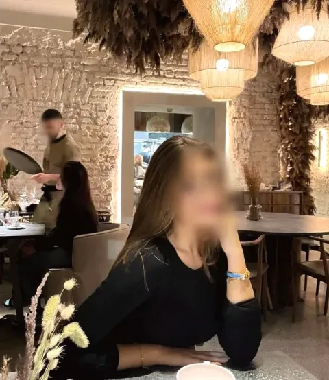 Celina, 25