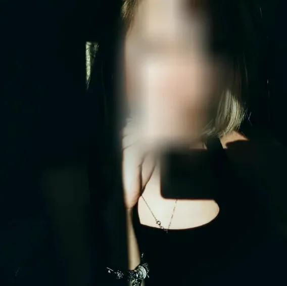Christina, 28