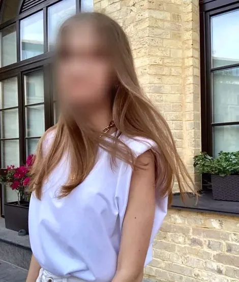 Dilara, 23
