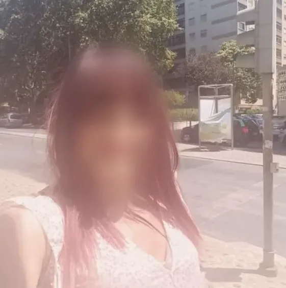 Emilia, 29
