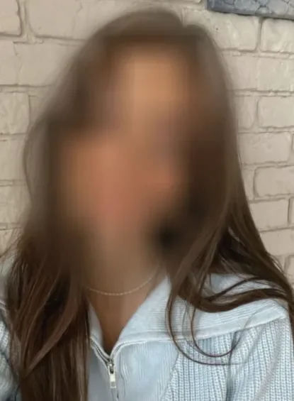 Fatma, 29