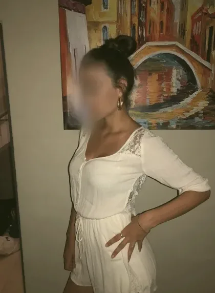 Fatma, 32