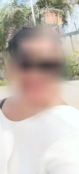 Greta, 25