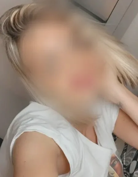 Jana, 35