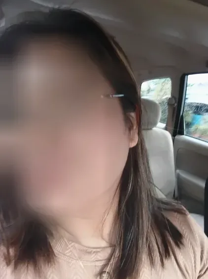 Jette, 33