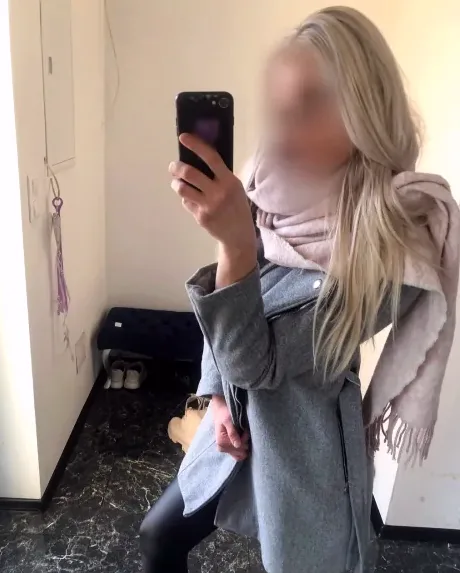 Leyla, 24