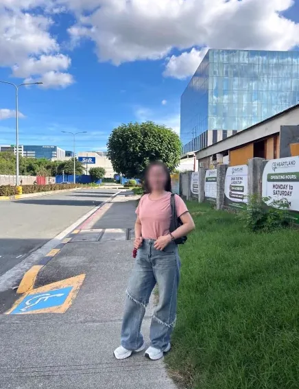 Rebecca, 30
