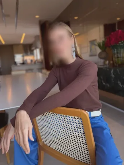 Sonja, 39