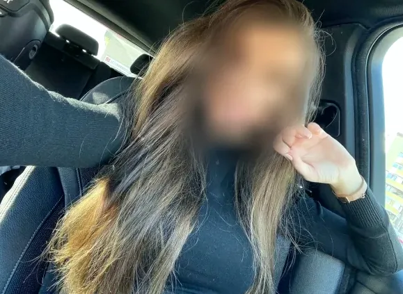 Yvonne, 33